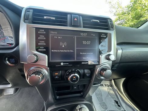 Used 2023 Toyota 4Runner SR5 AWD/4WD image 21