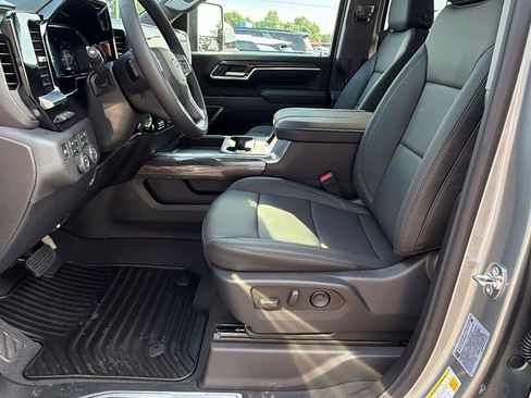 New 2026 Chevrolet Silverado 3500 LTZ w/ LTZ Plus Package AWD/4WD image 18