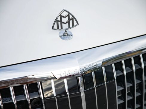 Used 2018 Mercedes-Benz Maybach S 650 image 26
