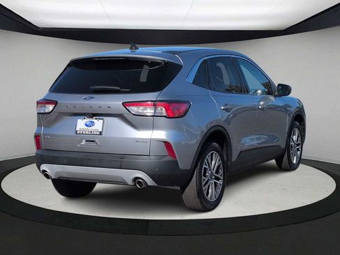 Used 2022 Ford Escape SEL image 8