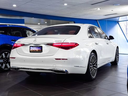 Used 2023 Mercedes-Benz S 580 4MATIC Sedan image 6