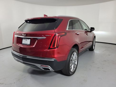 Certified 2023 Cadillac XT5 Premium Luxury w/ Technology Package AWD/4WD image 4