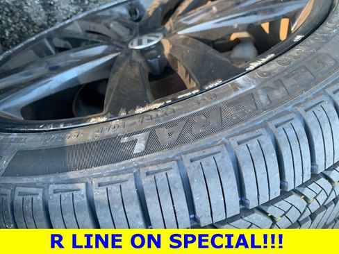 Used 2017 Volkswagen Passat 1.8T R-Line image 7