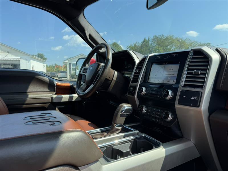 Used 2019 Ford F150 King Ranch w/ Equipment Group 601A Luxury AWD/4WD image 19