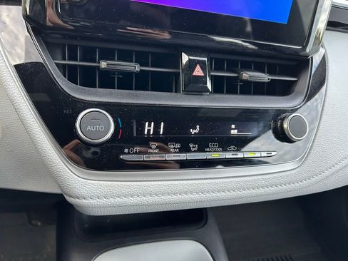 Certified 2023 Toyota Corolla SE image 25