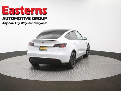 Used 2021 Tesla Model Y Long Range AWD/4WD image 35
