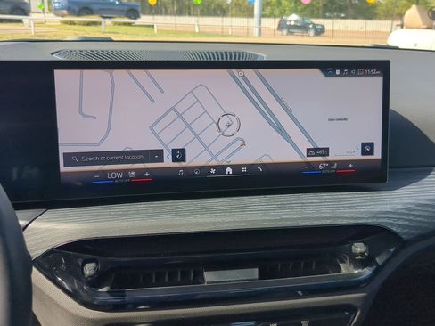 Used 2025 BMW 330i Sedan image 17