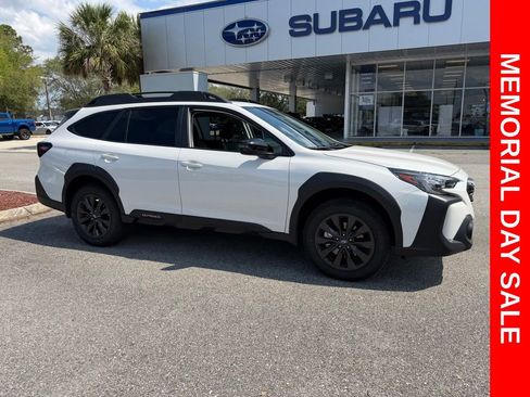 Used 2025 Subaru Outback Onyx Edition w/ Popular Package #2 AWD/4WD image 1