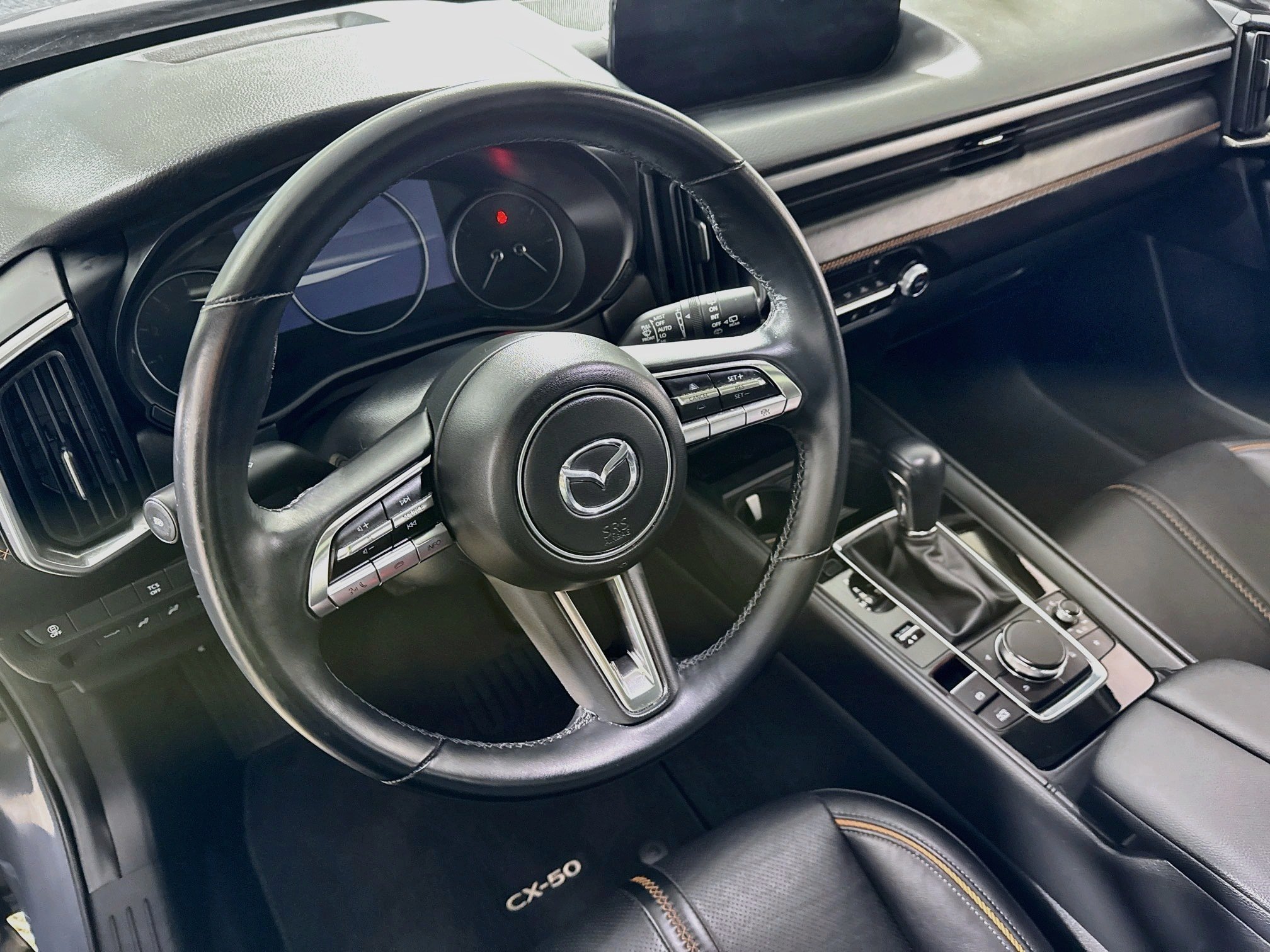 Used 2025 MAZDA CX-50 AWD 2.5 S w/ Premium Plus Pkg image 13