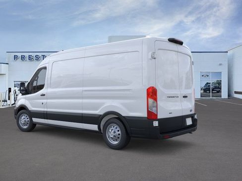 New 2026 Ford Transit 250 148 Medium Roof Extended AWD image 4