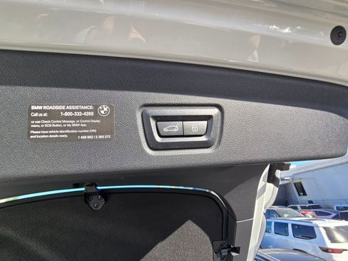 Used 2025 BMW i4 eDrive40 image 23