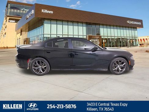Used 2019 Dodge Charger GT image 7