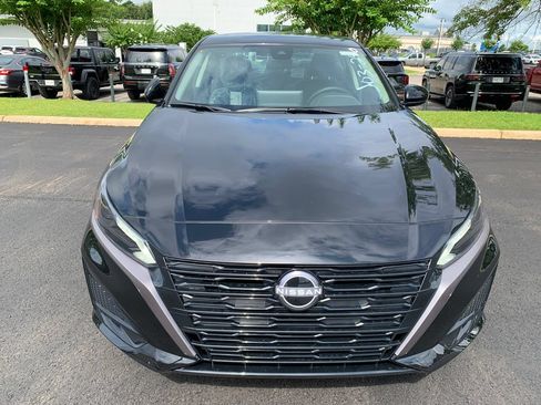 New 2026 Nissan Altima 2.5 SV w/ SV Special Edition Package FWD image 3