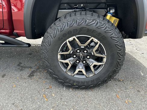 New 2026 Chevrolet Colorado ZR2 w/ Technology Package image 12