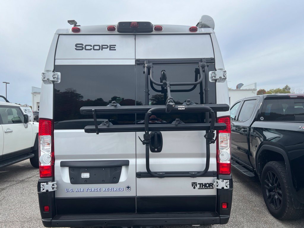 Used 2022 RAM ProMaster 1500 w/ Premium Convenience Group FWD image 4