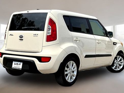 Used 2013 Kia Soul FWD image 6
