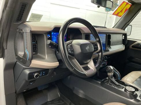 Used 2024 Ford Bronco Wildtrak AWD/4WD image 18