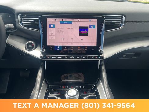 New 2026 Jeep Grand Wagoneer 4WD image 17