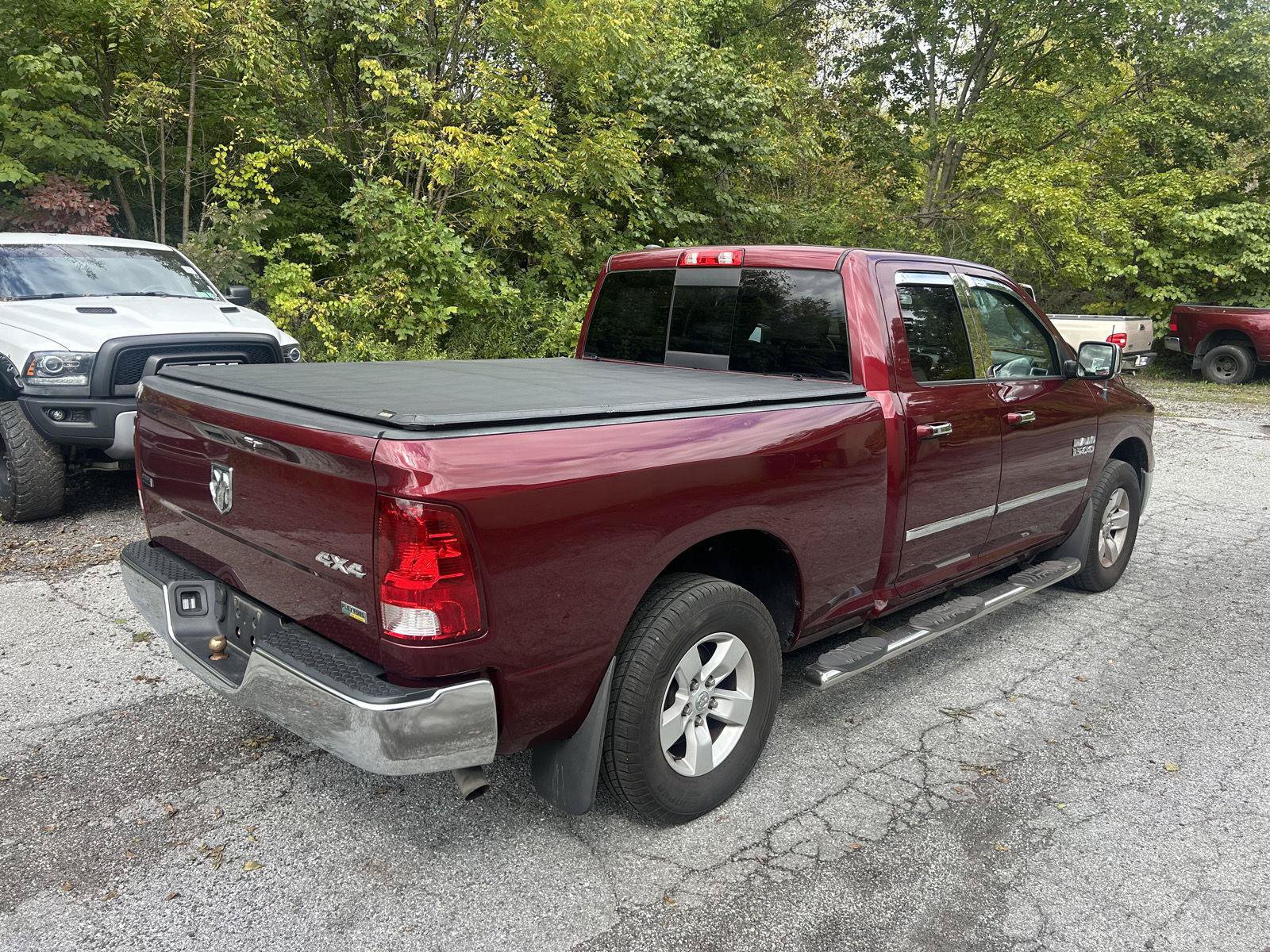 Used 2017 RAM 1500 Classic SLT AWD/4WD image 5