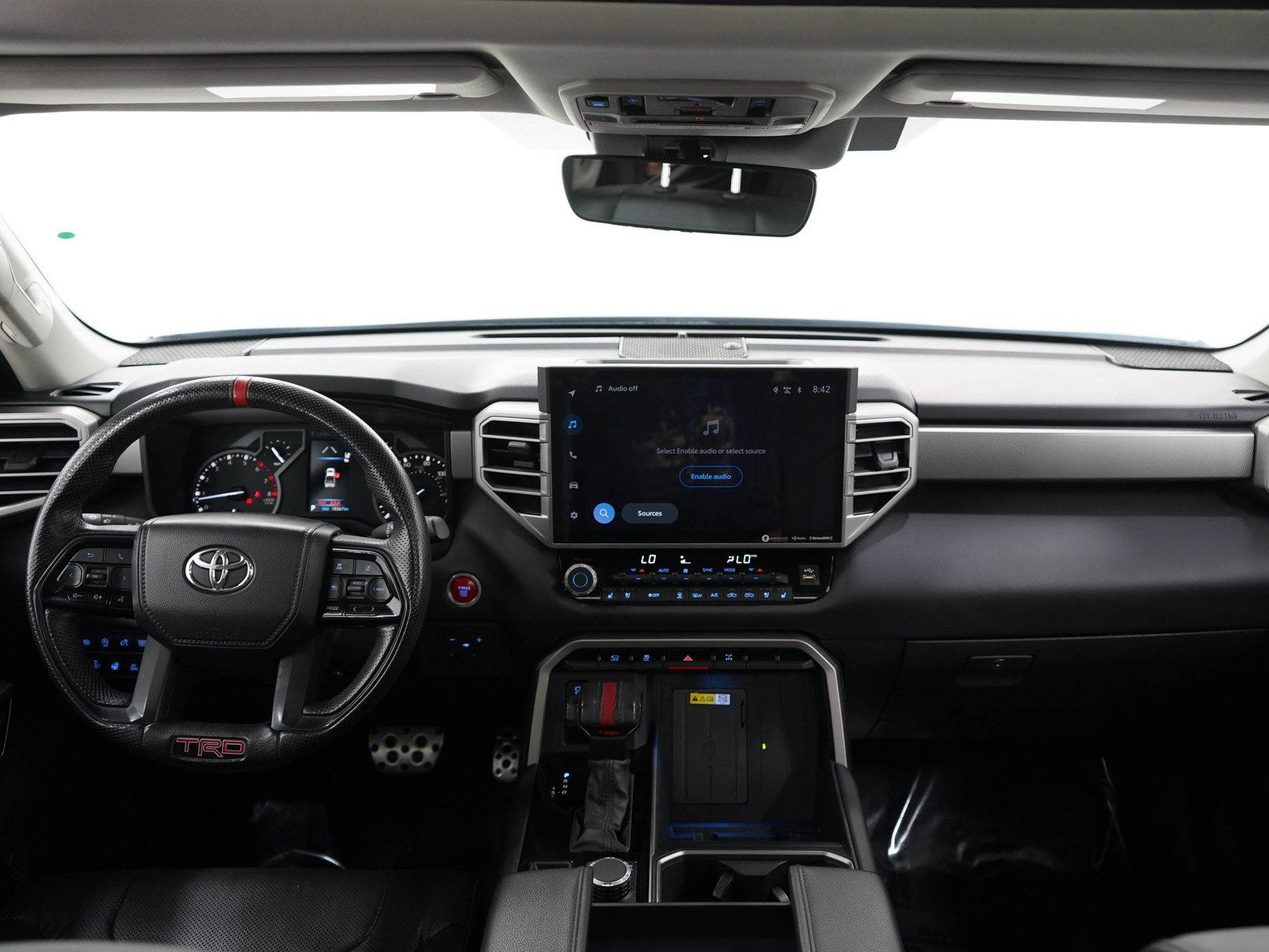 Used 2022 Toyota Tundra Limited AWD/4WD image 13