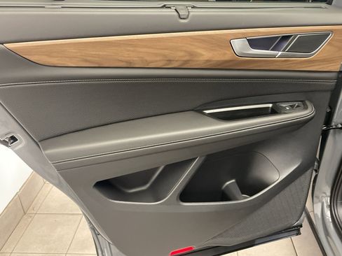 New 2026 Volkswagen Atlas SE image 30