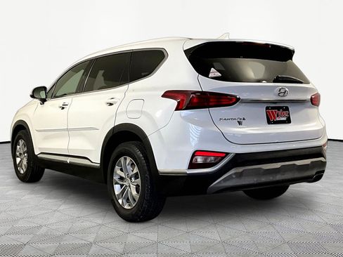 Used 2019 Hyundai Santa Fe SEL FWD image 4