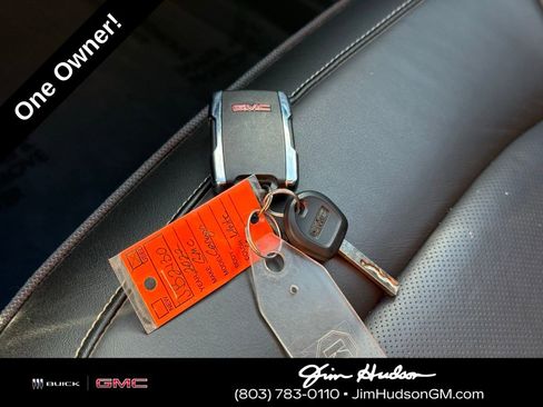 Used 2022 GMC Canyon Denali image 36