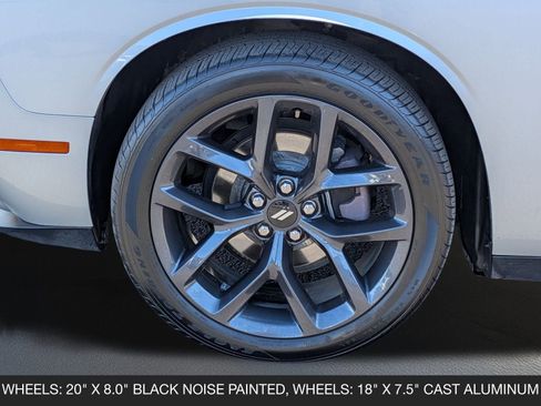 Used 2019 Dodge Challenger SXT w/ Blacktop Package image 11