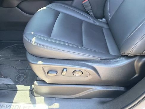 Used 2025 Chevrolet Tahoe LT w/ Comfort Package RWD image 21