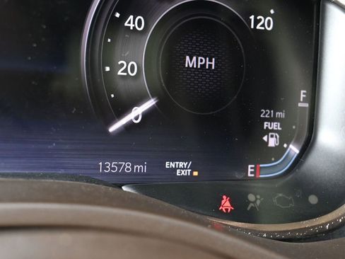 Used 2025 RAM 1500 Limited image 33