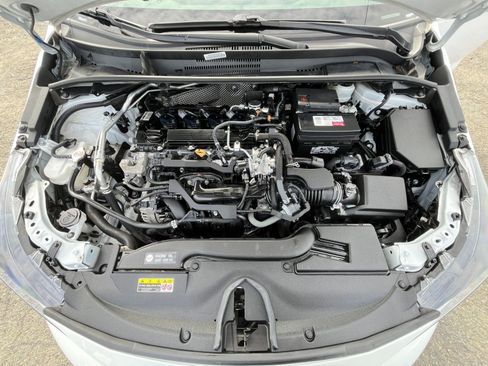 Used 2023 Toyota Corolla LE image 32