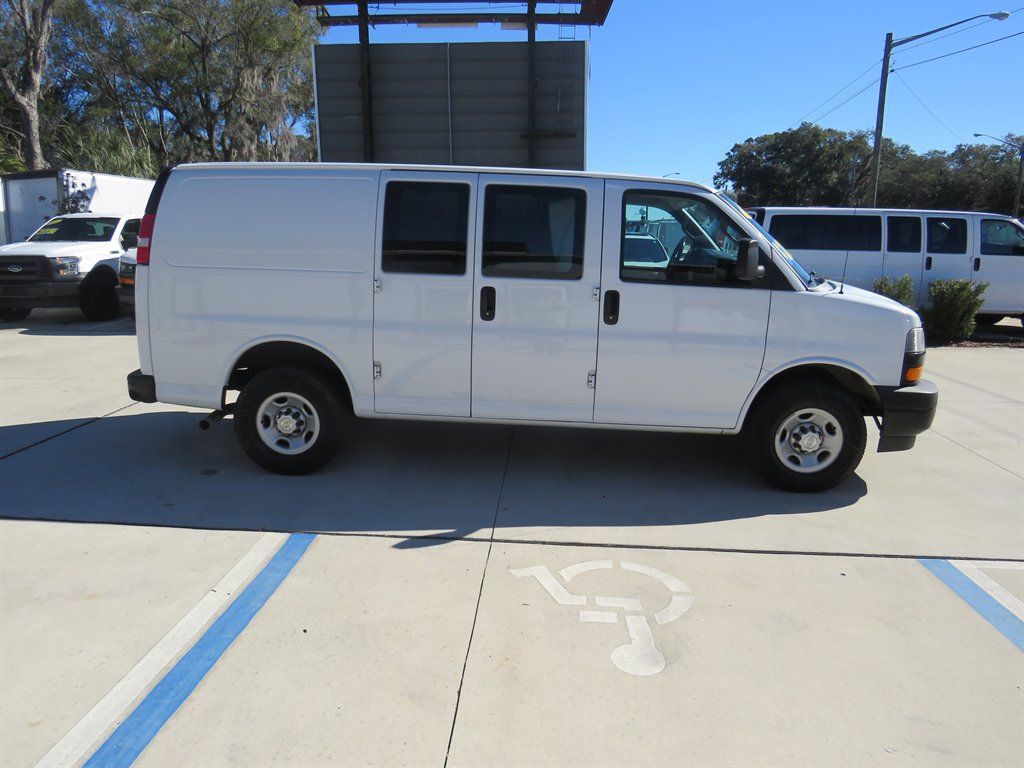 Used 2021 Chevrolet Express 2500 w/ Driver Convenience Package RWD image 19