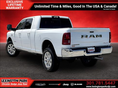 New 2026 RAM 2500 Laramie AWD/4WD image 3