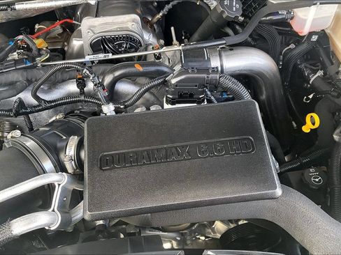 Used 2025 GMC Sierra 2500 AT4 w/ AT4 Premium Plus Package AWD/4WD image 35