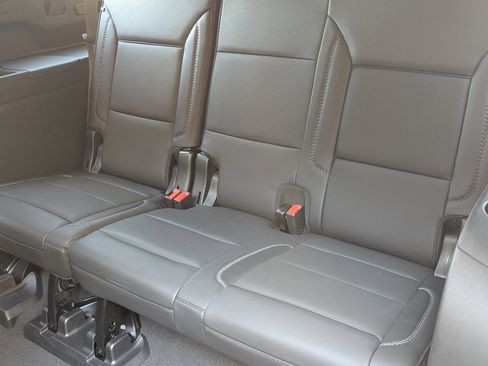 Used 2023 GMC Yukon XL Denali image 19