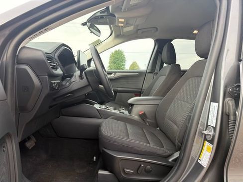 Used 2023 Ford Escape Active w/ Tech Pack #2 AWD/4WD image 9