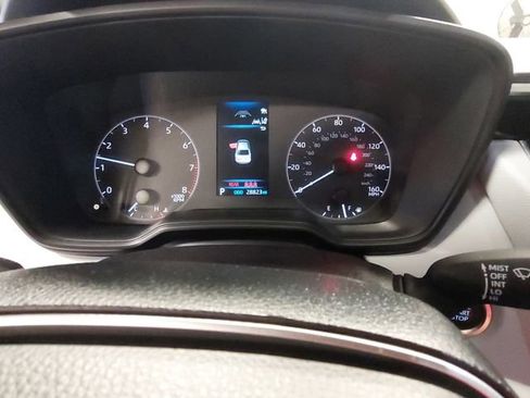 Used 2023 Toyota Corolla SE image 19