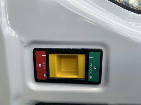 Used 2024 Ford Transit 250 Low Roof w/ Exterior Upgrade Package image 15