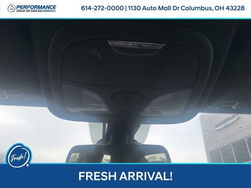 Used 2015 Chrysler 200 S w/ Comfort Group image 25