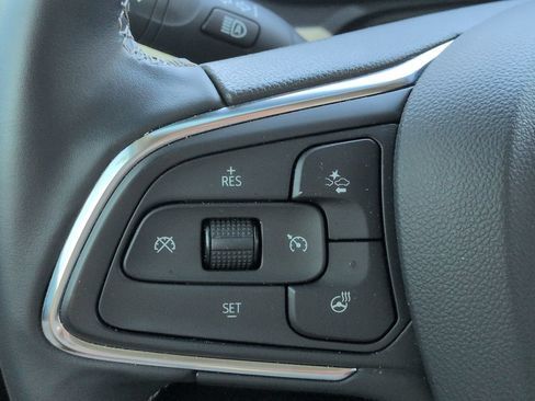 Used 2026 Buick Encore GX Avenir w/ Avenir Technology Package FWD image 25