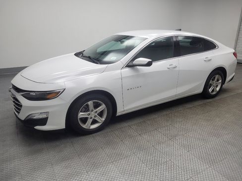 Used 2022 Chevrolet Malibu LS w/ Driver Confidence Package II FWD image 2