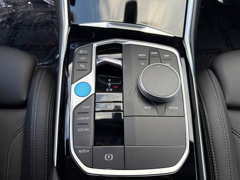 Used 2023 BMW i4 eDrive35 RWD image 19