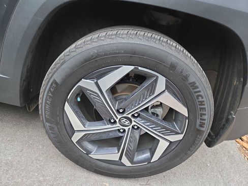 Certified 2023 Hyundai Tucson Limited image 6