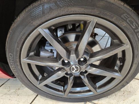 Used 2016 MAZDA MX-5 Miata Club image 13