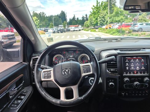 Used 2018 RAM 2500 Laramie w/ Sport Appearance Group AWD/4WD image 6