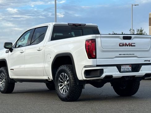 Used 2020 GMC Sierra 1500 AT4 w/ AT4 Premium Package image 7
