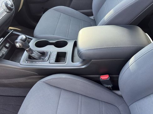 Used 2018 Kia Sorento L image 14