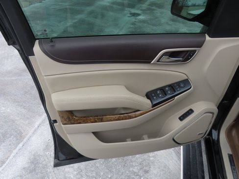 Used 2016 GMC Yukon XL Denali w/ Open Road Package image 33