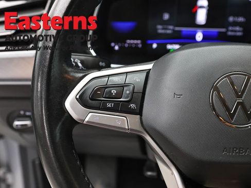 Used 2024 Volkswagen Jetta SE FWD image 15