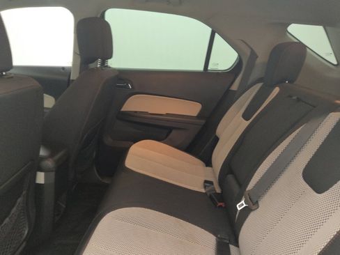 Used 2017 Chevrolet Equinox LS FWD image 18